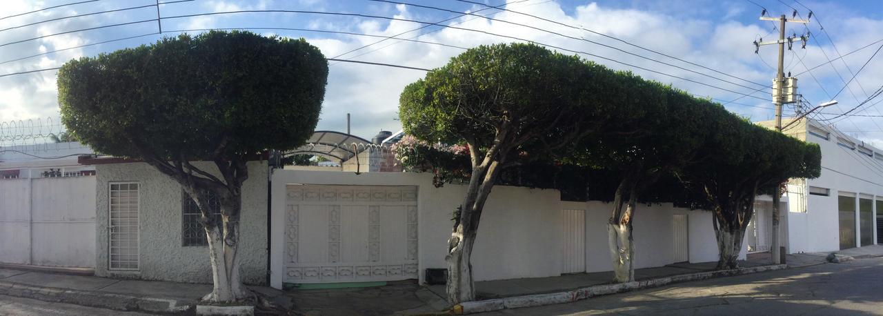 Suites El Retiro Tuxtla Gutiérrez Eksteriør billede