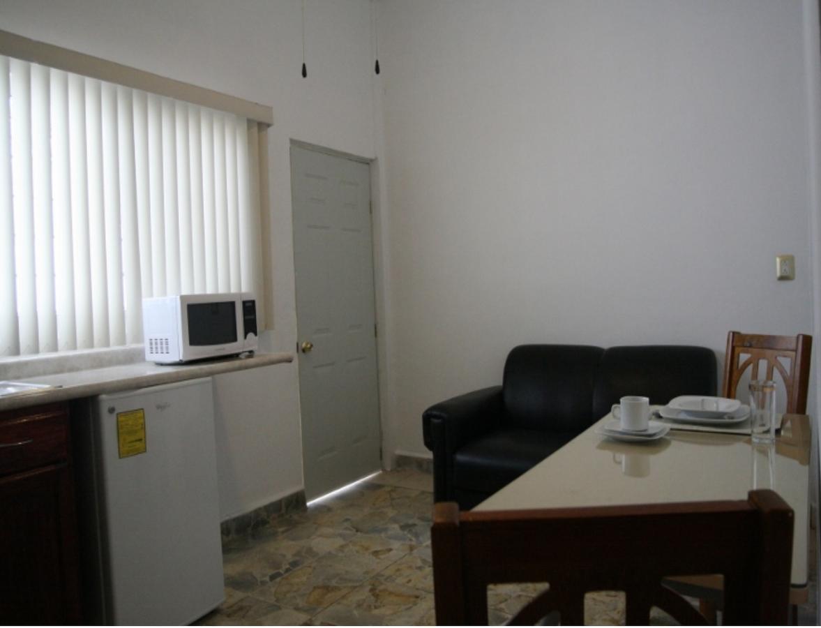 Suites El Retiro Tuxtla Gutiérrez Eksteriør billede
